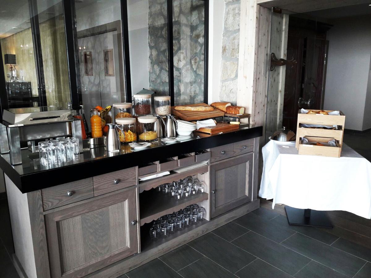 La Mainaz Hotel Restaurant Geneve - Gex - Mijoux Buitenkant foto